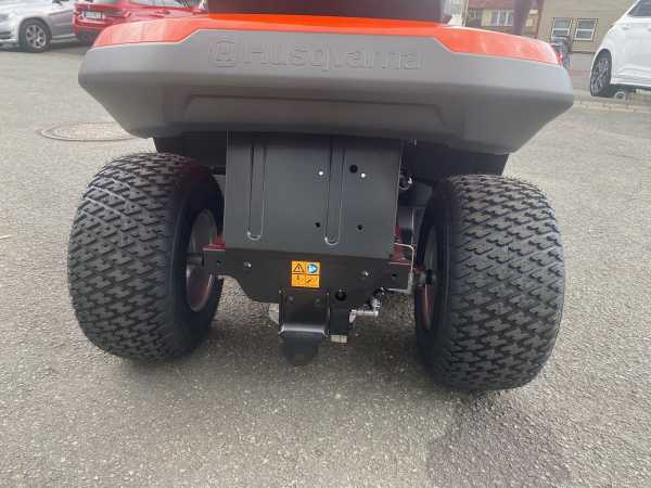 Husqvarna TS 114 Rasentraktor 95 cm Mähdeck – 452 cm³ 9,4 kW Hydrostat, ROS & LED